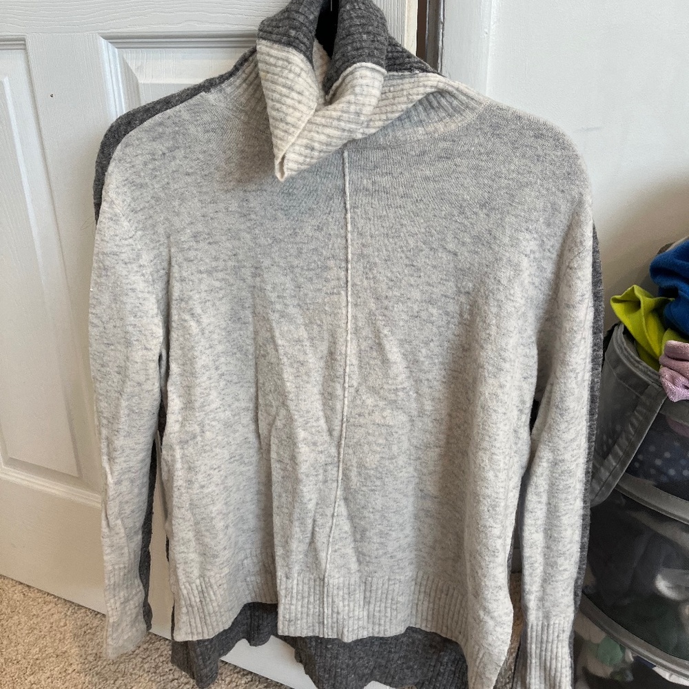Athleta turtleneck sweater